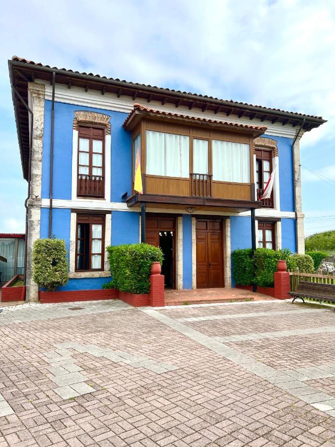 Hotel Villa Maria Revilla De Camargo Luaran gambar