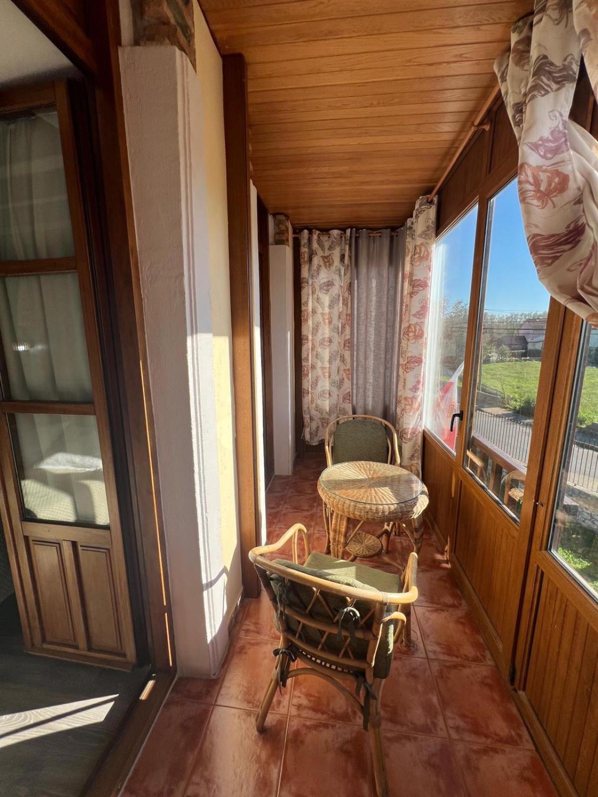 Hotel Villa Maria Revilla De Camargo Luaran gambar